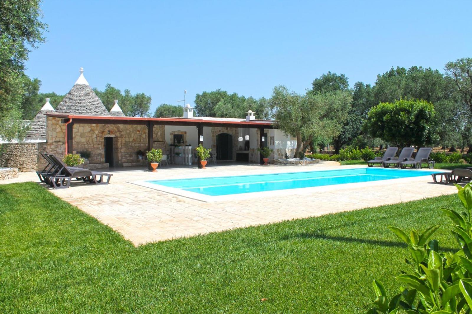 Trullo Degli Augelli Guest House San Michele Salentino Exterior foto